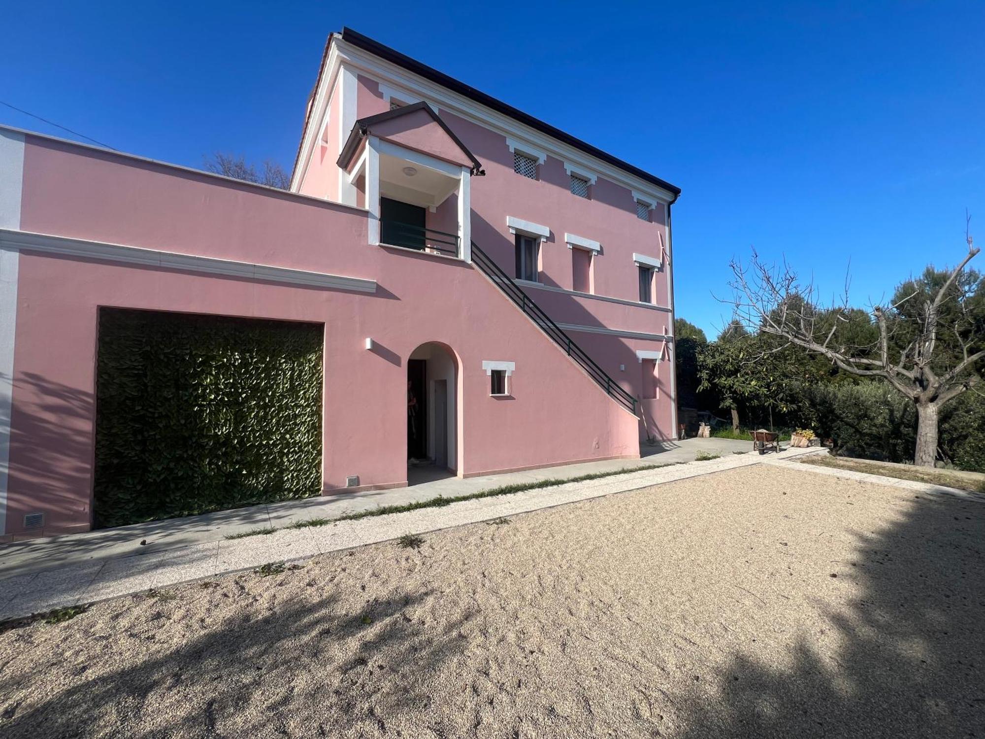 Rosa Nel Verde - Vista D'Amare San Benedetto del Tronto Exterior foto